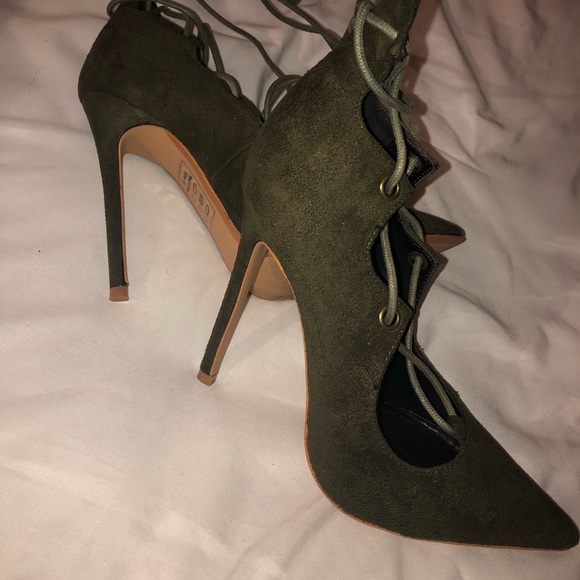 Green pumps NWOT - Picture 6 of 7